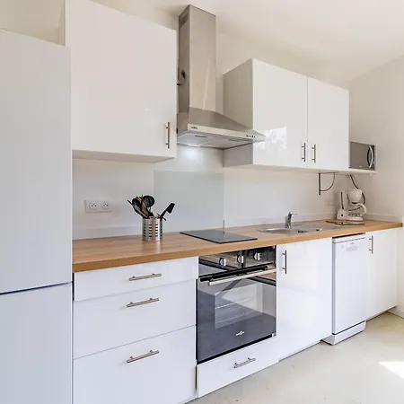 Moderne Avec Jardin Clos Et Animaux Admis Près De Nantes Et Angers - Fr-1-622-108 *